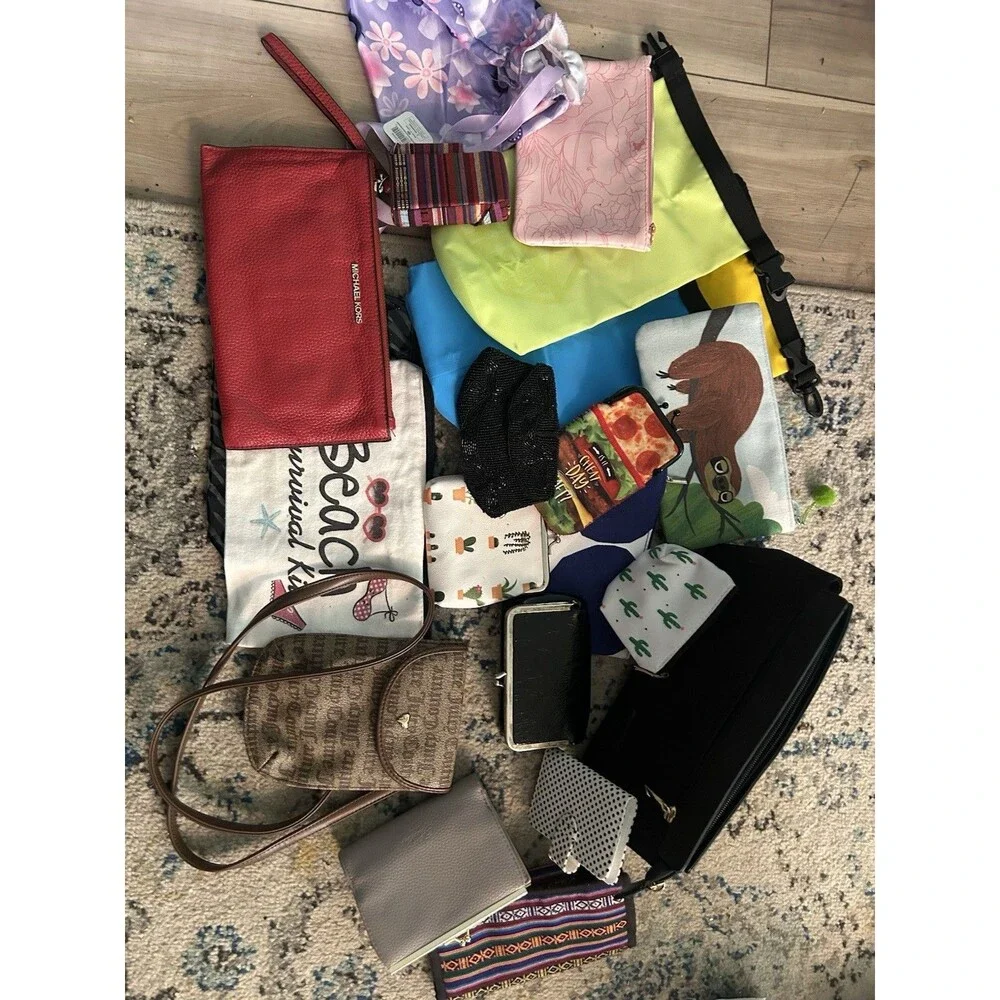Reseller Lot: 20 Pieces! Make Up Bags, Travel Pouch, Wallets, Etc.,